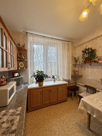 Купить квартиру на улице Университетский проспект в Волгограде. Вариант № 9945572, 5, площадь -  квм, цена 8500000 рублей