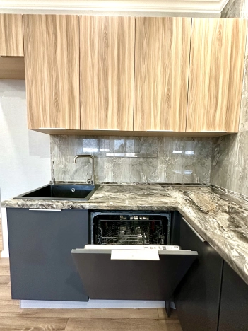 Купить однокомнатную квартиру в Микрорайоне Черёмушки, Центральный внутригородской округ в Краснодаре. Вариант № 7810, 3, площадь -  квм, цена 6800000 рублей