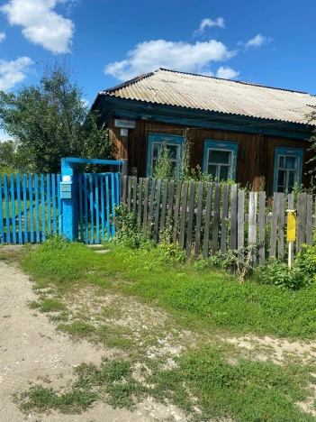 Купить трехкомнатную квартиру на улице Ильи Мухачева в Бийске. Вариант № 26943, 13, площадь -  квм, цена 1500000 рублей