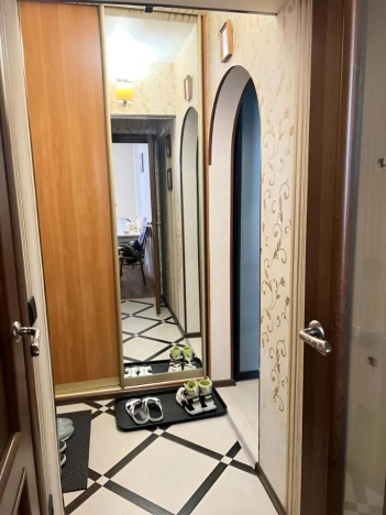 Купить квартиру в Москве. Вариант № 8113101, 22, площадь -  квм, цена 25000000 рублей