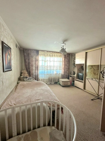 Купить квартиру в районе Черновский в Чите. Вариант № 4063982, 4, площадь -  квм, цена 4990000 рублей