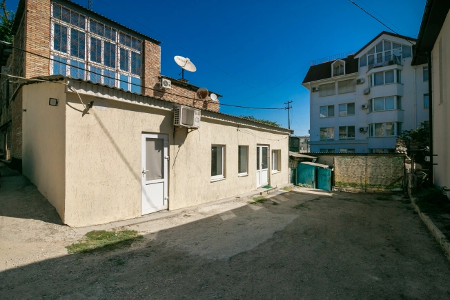 Купить коммерческую недвижимость в Севастополе. Вариант № 2065129, 6, площадь -  квм, цена 28000000 рублей