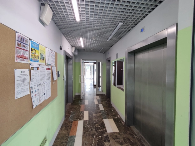 Купить квартиру в Москве. Вариант № 7638401, 35, площадь - квм, цена 20000000 рублей