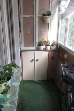 Купить квартиру на вторичке на улице Космонавта Комарова в Воронеже. Вариант № 38464, 7, площадь -  квм, цена 3820000 рублей