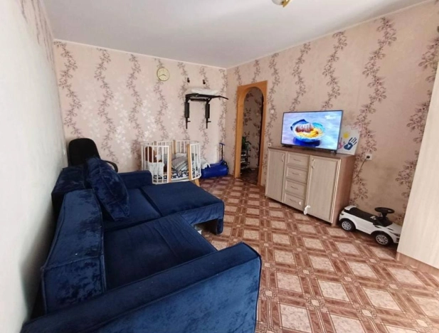 Купить однокомнатную квартиру в Новосибирской области. Вариант № 9303769, 7, площадь -  квм, цена 4350000 рублей