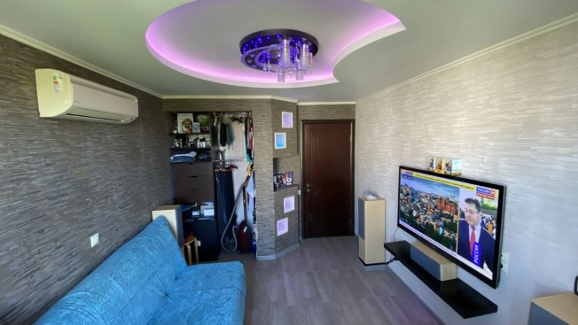 Купить трехкомнатную квартиру в ЮЗАО в Москве. Вариант № 59221, 1, площадь -  квм, цена 17100000 рублей