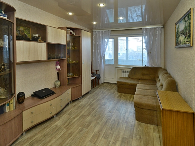 Купить трехкомнатную квартиру в Новосибирске. Вариант № 9585593, 0, площадь -  квм, цена 7500000 рублей