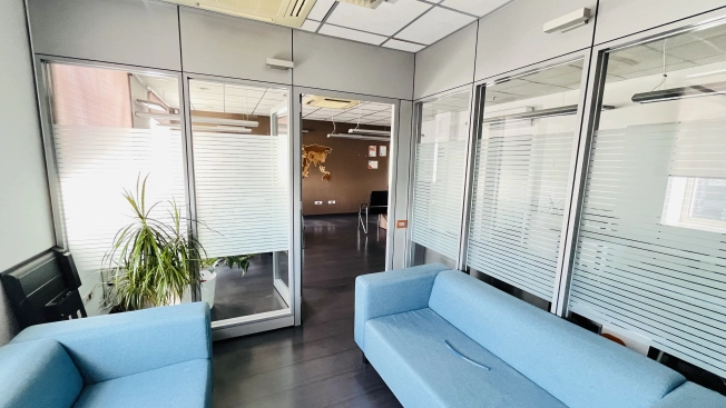 Купить офисы в Новосибирске. Вариант № 15537, 4, площадь -  квм, цена 7605000 рублей