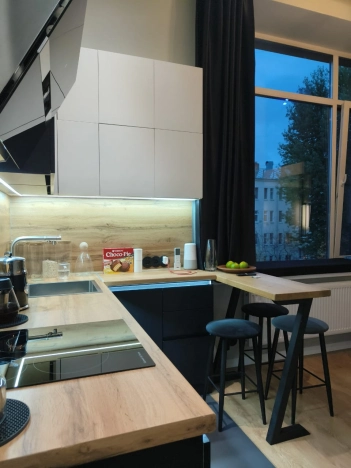 Купить квартиру в Москве. Вариант № 8738184, 4, площадь - квм, цена 11700000 рублей