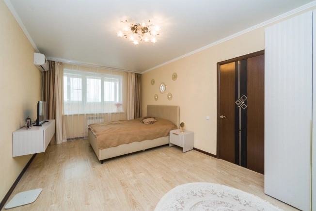 Купить однокомнатную квартиру в районе Железнодорожный в Рязани. Вариант № 2359998, 0, площадь -  квм, цена 5800000 рублей