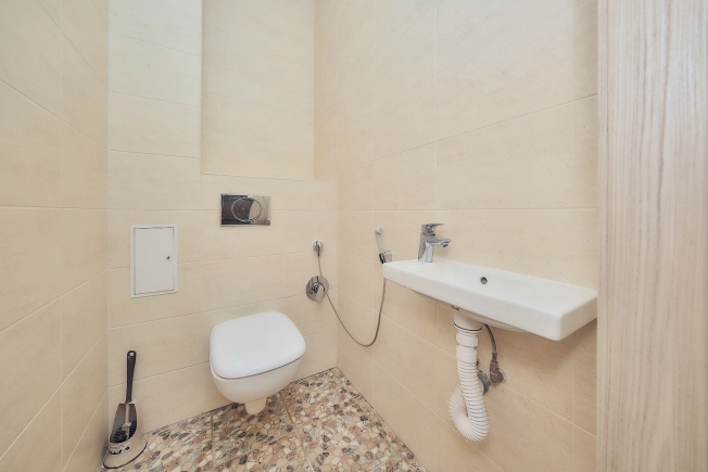 Купить двухкомнатную квартиру в Рязанской области. Вариант № 55265, 10, площадь -  квм, цена 10800000 рублей