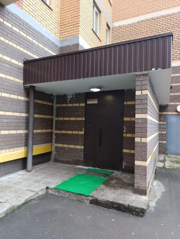 Купить квартиру на вторичке на улице Академика Иванова в Московской области. Вариант № 10602490, 5, площадь -  квм, цена 5500000 рублей