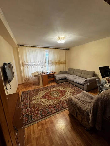 Купить квартиру на улице Комарова в Улан-Удэ. Вариант № 9613524, 5, площадь -  квм, цена 12700000 рублей