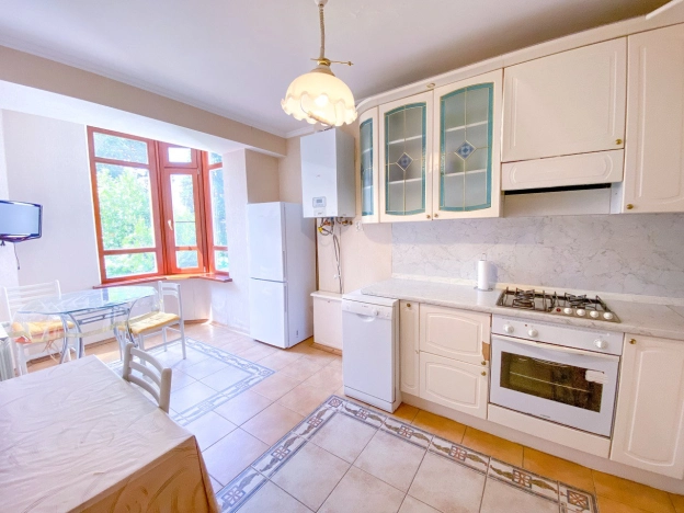 Купить трехкомнатную квартиру в Краснодарском крае. Вариант № 2540618, 0, площадь -  квм, цена 43000000 рублей