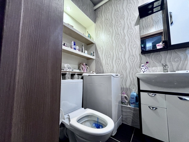 Купить дом в Строителе. Вариант № 10769349, 26, площадь -  квм, цена 4600000 рублей