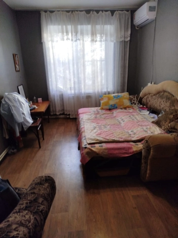 Купить квартиру на улице Некрасова в Республике Калмыкия. Вариант № 4176965, 2, площадь -  квм, цена 1300000 рублей