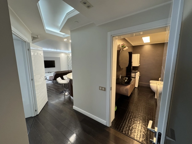 Купить квартиру в Москве. Вариант № 10316041, 20, площадь -  квм, цена 38600000 рублей