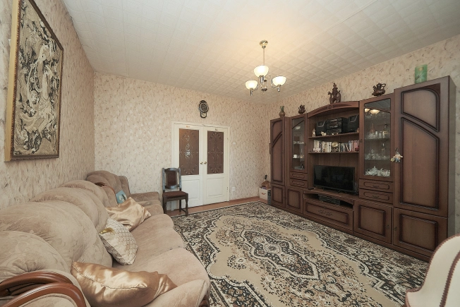 Купить четырехкомнатную квартиру в Рязани. Вариант № 5476683, 3, площадь -  квм, цена 19000000 рублей