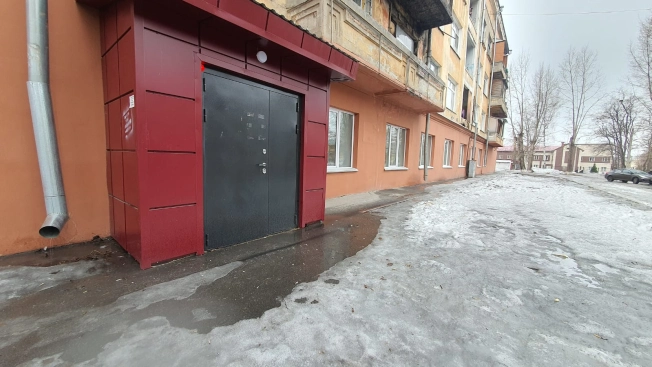 Купить коммерческую недвижимость в Кемерове. Вариант № 9555430, 0, площадь -  квм, цена 21990000 рублей