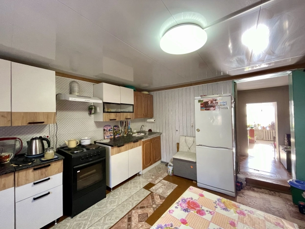 Купить двухкомнатную квартиру в районе Железнодорожный в Улан-Удэ. Вариант № 7632817, 1, площадь -  квм, цена 2490000 рублей