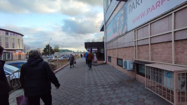 Снять коммерческую недвижимость в Омске. Вариант № 6883341, 5, площадь -  квм, цена 210000 рублей