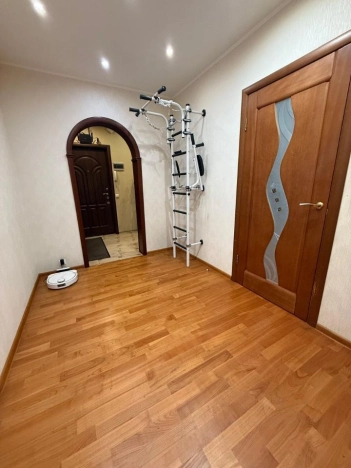 Купить квартиру в Москве. Вариант № 9817522, 11, площадь -  квм, цена 25000000 рублей