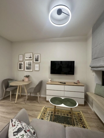 Купить квартиру в Москве. Вариант № 9071559, 7, площадь -  квм, цена 17000000 рублей