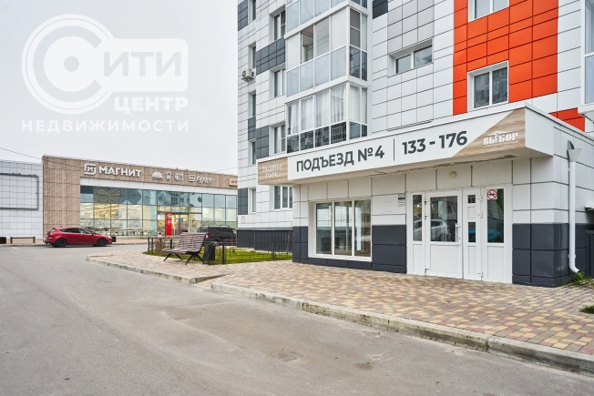 Купить однокомнатную квартиру на улице Урицкого в Воронеже. Вариант № 9814355, 12, площадь -  квм, цена 5150000 рублей