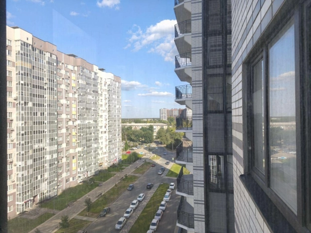 Купить трехкомнатную квартиру в Воронеже. Вариант № 5523231, 6, площадь -  квм, цена 8430000 рублей