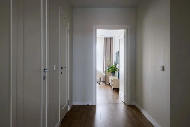 Купить двухкомнатную квартиру в районе Василеостровский в Санкт-Петербурге. Вариант № 29620, 16, площадь -  квм, цена 33500000 рублей