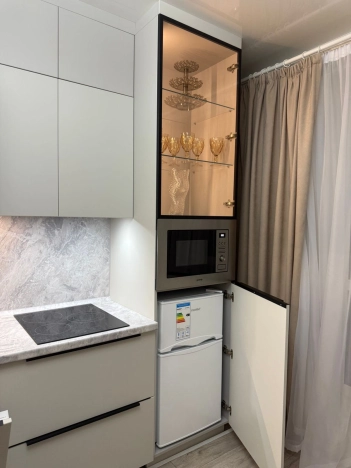 Снять квартиру в Тобольске. Вариант № 9884186, 13, площадь -  квм, цена 65000 рублей