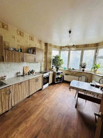 Купить квартиру в Москве. Вариант № 8418487, 4, площадь -  квм, цена 26500000 рублей