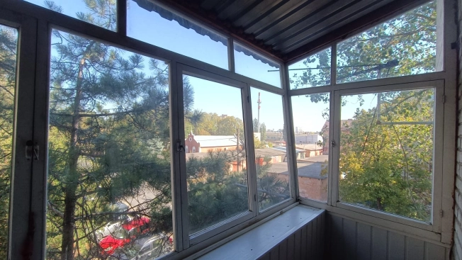 Купить трехкомнатную квартиру в Ростовской области. Вариант № 2823943, 3, площадь -  квм, цена 4730000 рублей