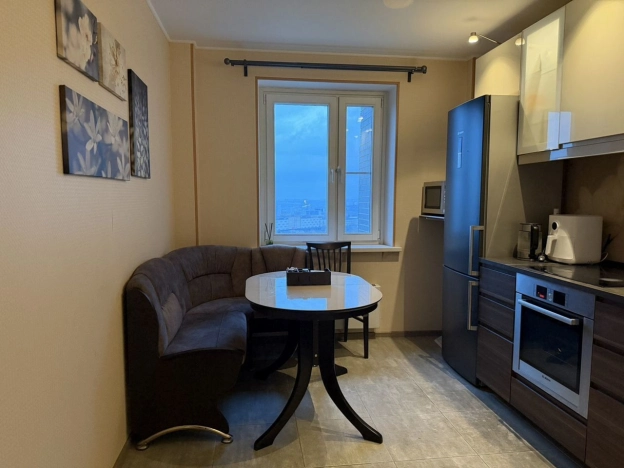 Купить квартиру в Москве. Вариант № 9371133, 2, площадь -  квм, цена 24000000 рублей