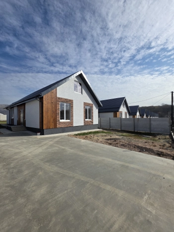 Купить дом в Алуште. Вариант № 22610, 4, площадь -  квм, цена 9500000 рублей