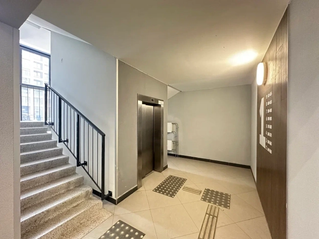 Купить однокомнатную квартиру в Ленинградской области. Вариант № 32558, 10, площадь -  квм, цена 7299000 рублей