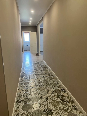 Купить трехкомнатную квартиру в районе Центральный в Калининграде. Вариант № 18686, 17, площадь -  квм, цена 11300000 рублей