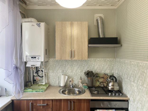 Купить трехкомнатную квартиру на улице Лихарево в Рязанской области. Вариант № 5922182, 8, площадь -  квм, цена 1580000 рублей