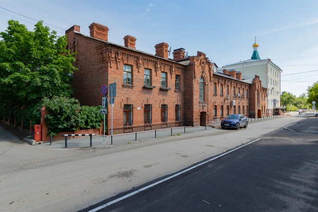 Купить двухкомнатную квартиру на улице Таубе в Омске. Вариант № 55179, 23, площадь -  квм, цена 8900000 рублей