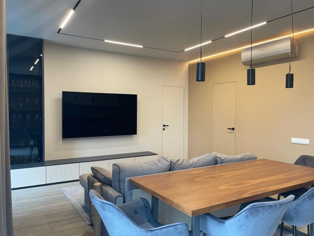 Купить квартиру на вторичке в Москве. Вариант № 26062, 11, площадь -  квм, цена 39800000 рублей