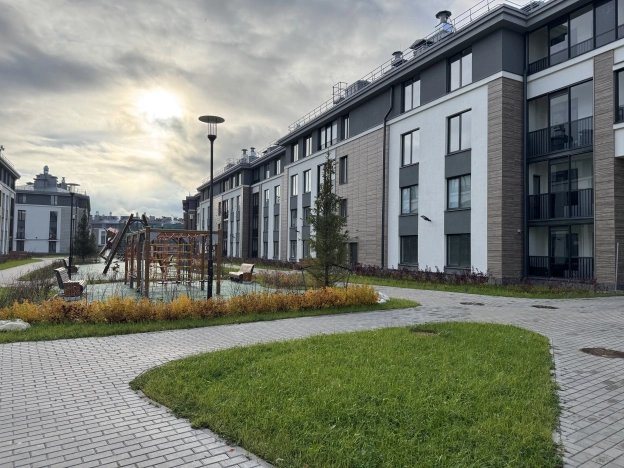 Купить однокомнатную квартиру у метро Садовая в Санкт-Петербурге. Вариант № 8426146, 6, площадь -  квм, цена 8650000 рублей