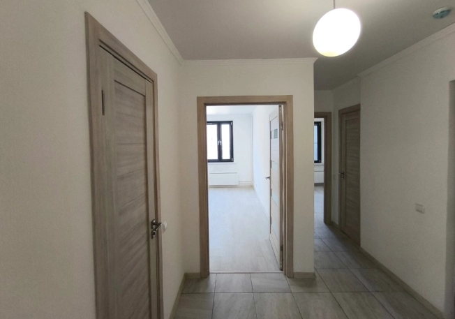 Купить квартиру в Москве. Вариант № 9976551, 6, площадь -  квм, цена 13184000 рублей