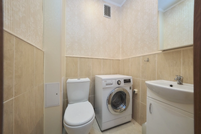 Купить трехкомнатную квартиру в Рязанской области. Вариант № 9489171, 6, площадь -  квм, цена 6570000 рублей