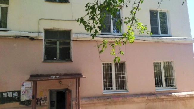 Купить трехкомнатную квартиру в Калуге. Вариант № 8270, 15, площадь -  квм, цена 4000000 рублей