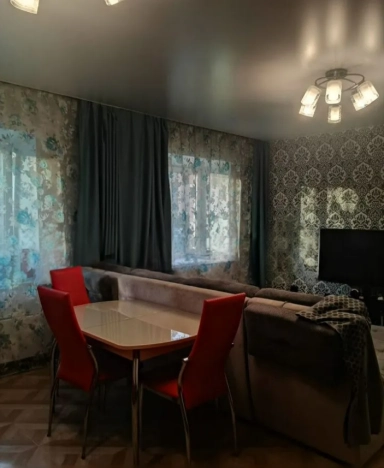 Купить двухкомнатную квартиру на вторичке на улице Заречная в Новосибирске. Вариант № 37520, 5, площадь -  квм, цена 8790000 рублей