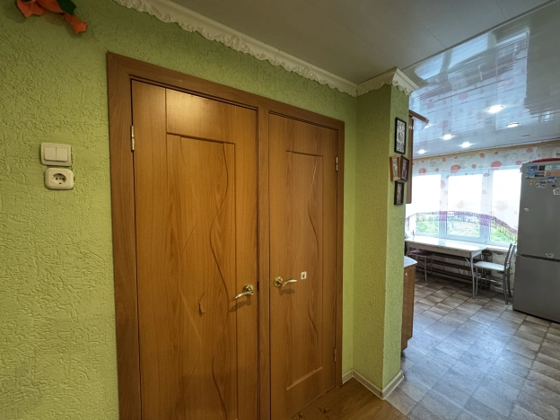 Купить квартиру на вторичке на улице Молодёжная в Пензенской области. Вариант № 56150, 13, площадь - квм, цена 1900000 рублей