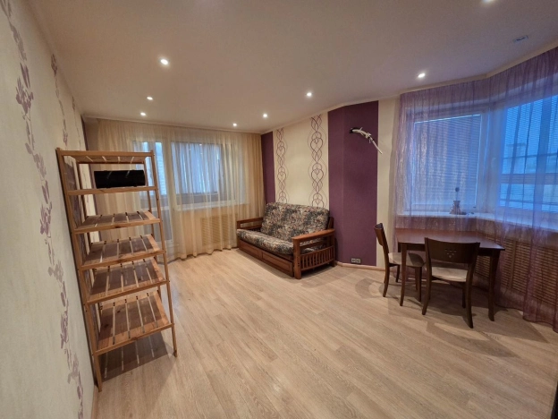 Купить квартиру в Москве. Вариант № 8065559, 8, площадь - квм, цена 21900000 рублей