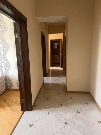 Купить квартиру в Москве. Вариант № 8428512, 9, площадь -  квм, цена 21950000 рублей