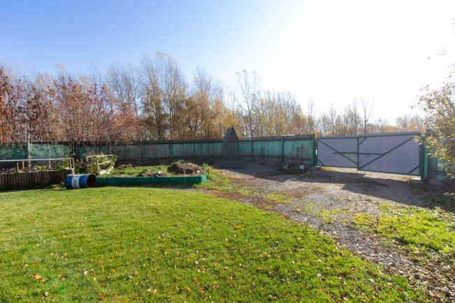 Купить дом у метро Золотая нива в Новосибирске. Вариант № 19167, 15, площадь -  квм, цена 13500000 рублей