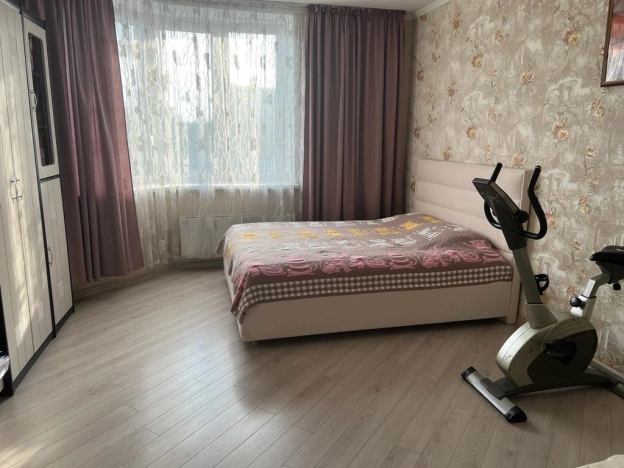 Купить однокомнатную квартиру на вторичке на улице Илимская в Москве. Вариант № 10942242, 1, площадь - квм, цена 6850000 рублей